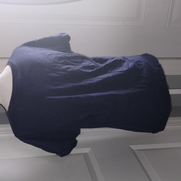 Baby Shark Mommy Shark T-shirt - Picture 2 of 3